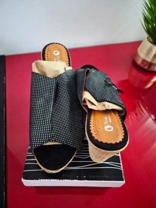 Sandalias de cuña Piel de Luna negras