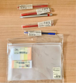 Set cancelleria Muji: post-it, penne, refill