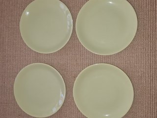 Vajilla verde claro Ikea