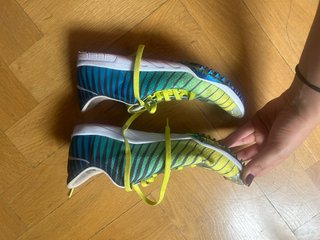 Zapatillas clavos Hoka One One