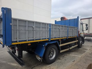 Venta Camión con Grúa Renault 270