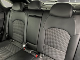 KIA Ceed TECH 1.6 CRDI AT7 E6D