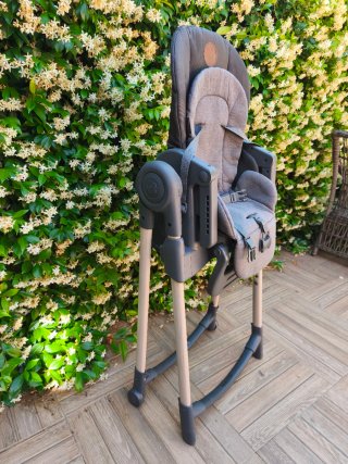 URGE. Trona Maxi Cosi Evolutiva