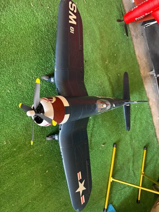 Avión RC Arrows Hobby F4U-4 Corsair 1.1 PNP