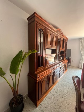 GRATIS - Mueble de comedor madera y cristal
