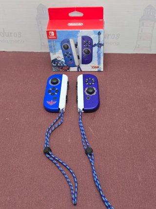 Joy-Cons Switch Zelda Skyward Sword