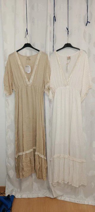 Vestido blanco de fiesta con brillos