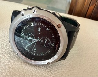 Garmin Fenix 3 HR sin estrenar.