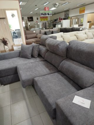 Chaise longue modular con arcón y cojines