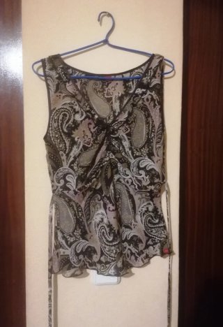 Blusa  Estampado *presley Marca Spirit
