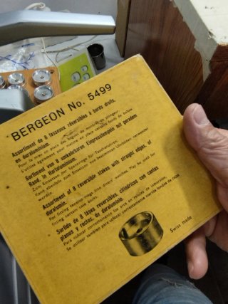 Lote de relojería Bergeon, me as coronas/otros