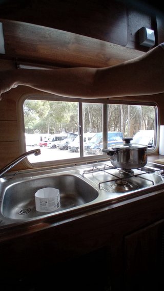 Nissan Navara d40 con celula camper pick up