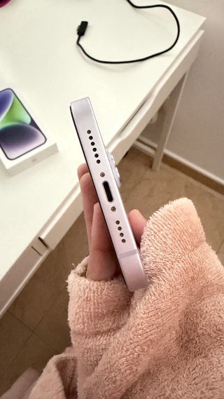 iPhone 14 Plus Morado