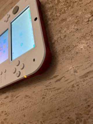 Nintendo 2DS Bianca e Rossa