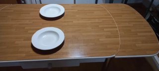 Mesa cocina extensible con cajón. Valladolid.