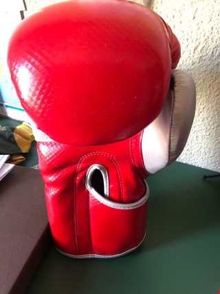 Guantes de Boxeo Molu Profesionales Rojos