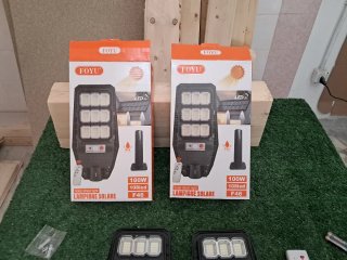 2 Lampioni Solari FOYU 100W