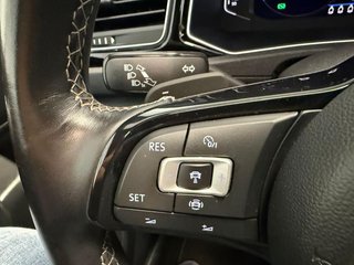 Volkswagen T-Roc R 2.0 TSI 221kW (300CV) 4Motion DSG (2021)