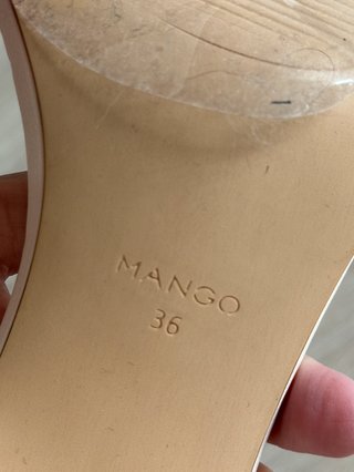 Sandalias Mango tacón crema nudo t.36