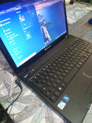 Packard Bell Portatile Win 10 + Office