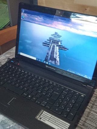 Packard Bell Portatile Win 10 + Office