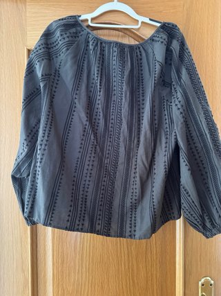 Camisa Zara verde y negra estampada
