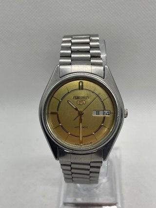 Reloj Seiko 5 Automático Dorado