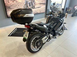 BMW F 800 GT Negra