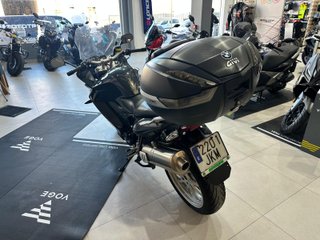 BMW F 800 GT Negra