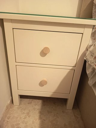 Mesitas de noche Hemnes Ikea