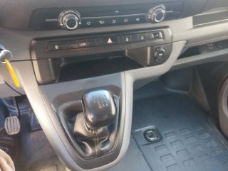Peugeot Expert 2021