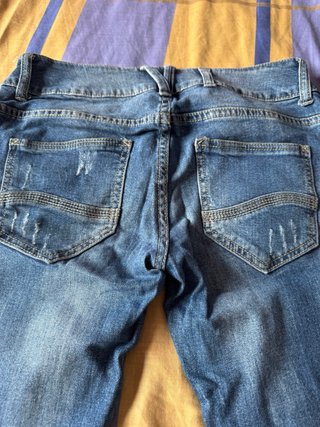 Pantalón Zara vaquero moderno