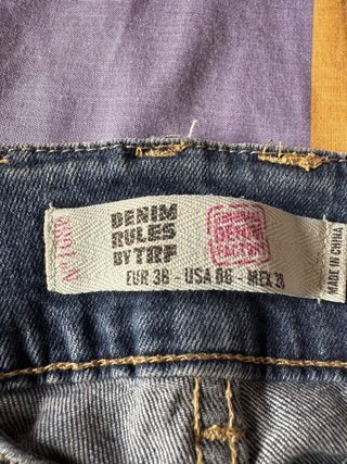 Pantalón Zara vaquero moderno