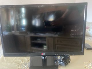 TV LG 24” LED - Impecable