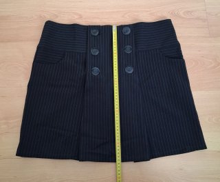 Falda mini negra raya diplomática marrón