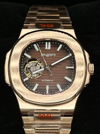 Reloj Automático Oro Rosa tipo nautilus open heart