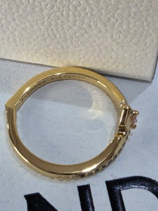 Anillo Pandora Tiara Oro Rosa y Circonitas