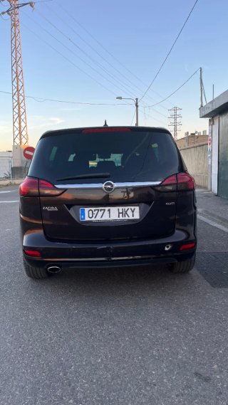Opel Zafira Tourer 2012