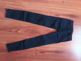 Pantalones Pull and Bear negros talla 34