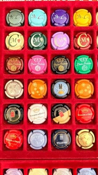 Lotto 128 Tappi di Cava Collezione *MARIA OLIVER *GELI