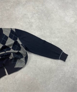 Jersey de rombos negro y gris
