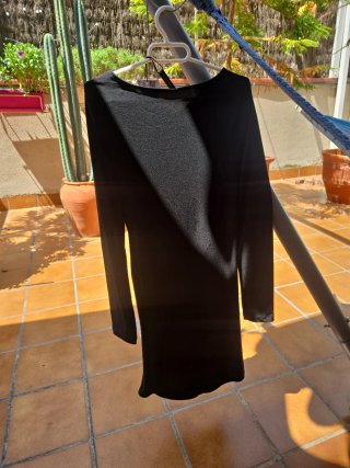 Vestido negro fruncido talla L