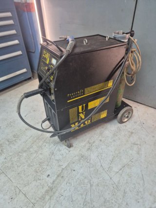 MAQUINA DE SOLDAR