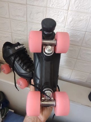 Patines cuádruple Roller Derby Stomp5 Negros