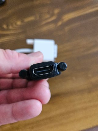 Adattatori VGA a HDMI e DVI