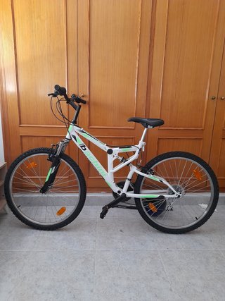 Bicicleta NUEVA Bachini Cross Blanca y Verde