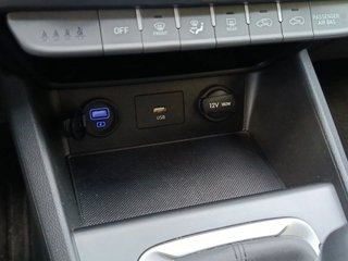 SIN ENTRADA! Hyundai Kona 2023 29000KM!