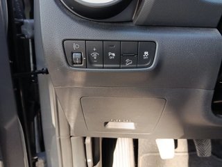 SIN ENTRADA! Hyundai Kona 2023 29000KM!