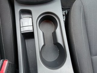 SIN ENTRADA! Hyundai Kona 2023 29000KM!