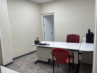 Local comercial en venta en Adra